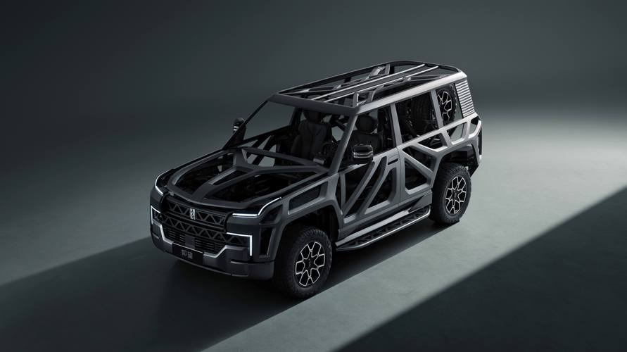 广州151仰望U8硬派越野的科技魅力，国能汽车对传统燃油车市场的冲击